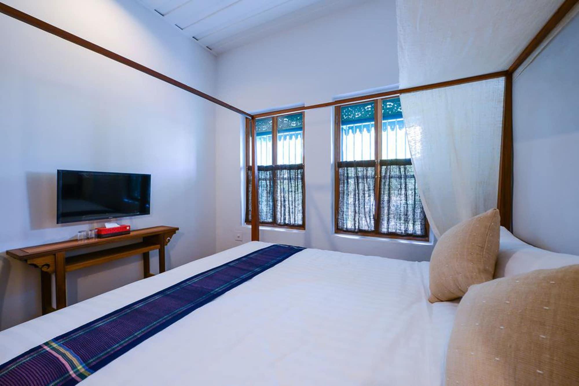 Bed and Breakfast Neighbor Phuthon Bangkok Exterior foto