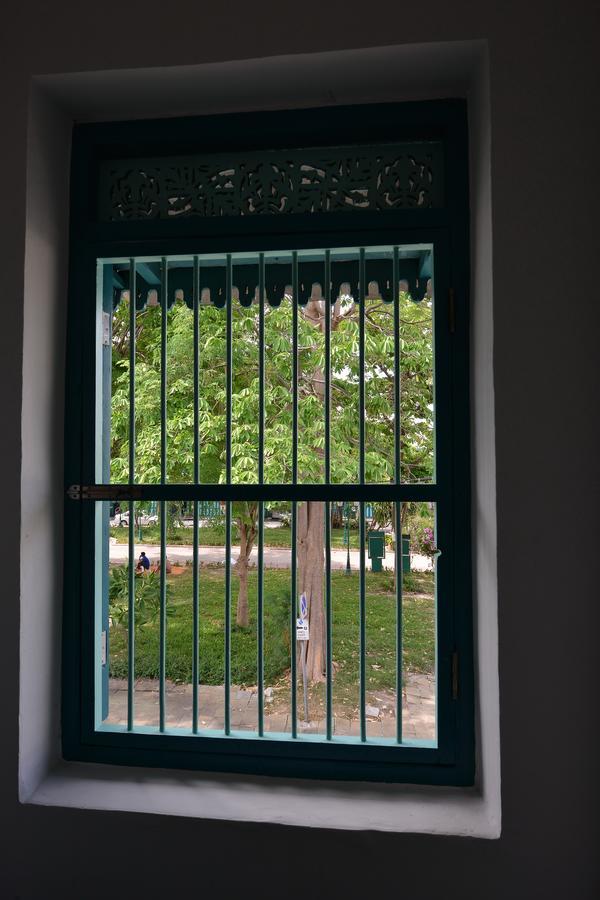 Bed and Breakfast Neighbor Phuthon Bangkok Exterior foto